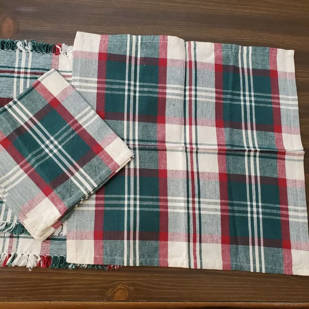 Vintage Plaid Placemats w Napkins 2 sets Red Green Fringe Woven 17x12